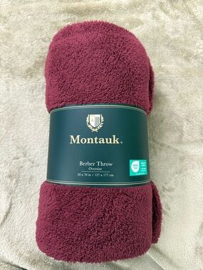 Maroon Montauk Plush Oversized Throw, 100% Polyester 50” X 70”